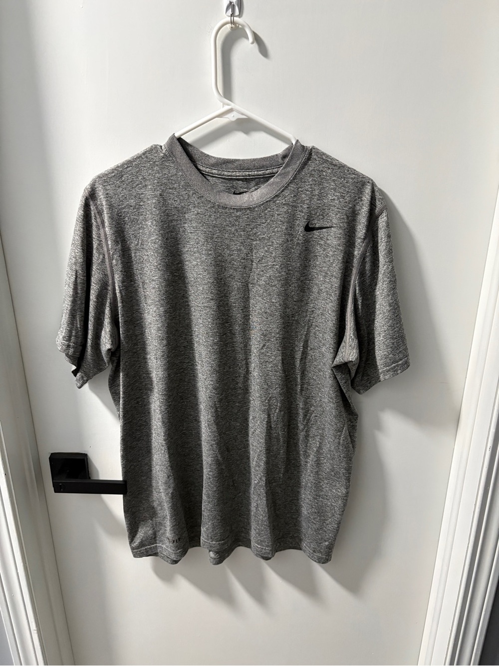 Nike Men’s Heather Gray Short Sleeve Dri-Fit Tee